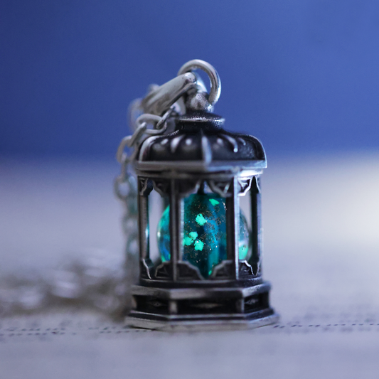 Lantern of Light – Glowing Pendant